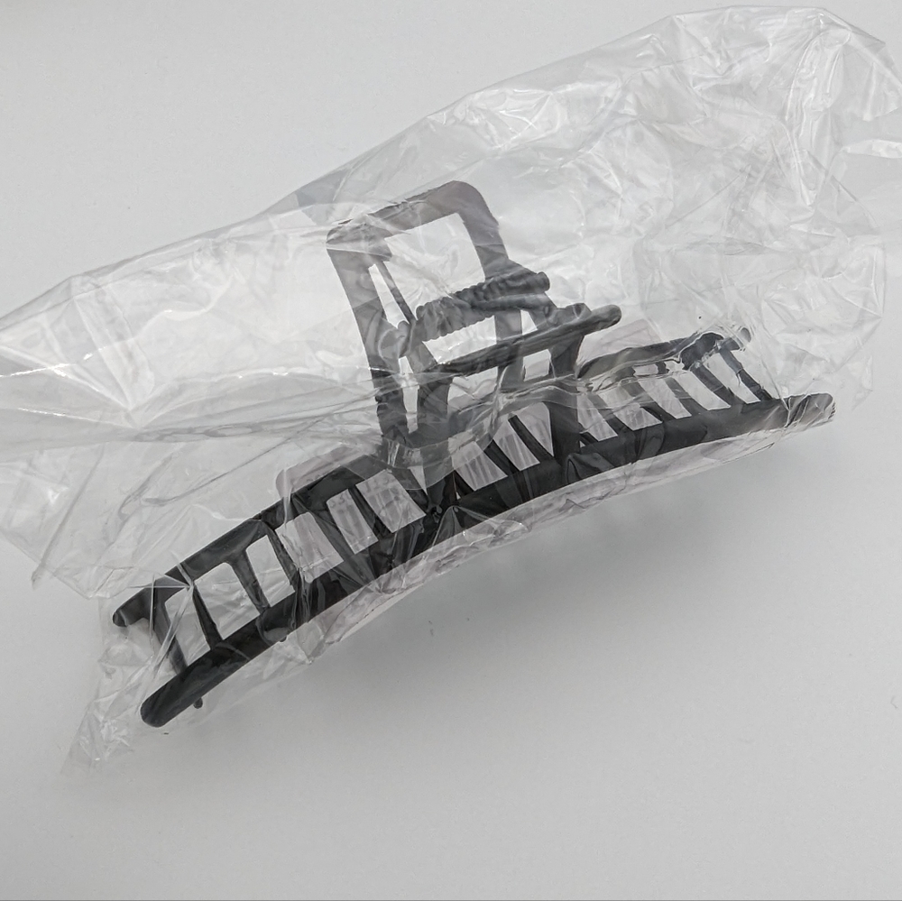 Metal Hair Jaw Clip Black NWT